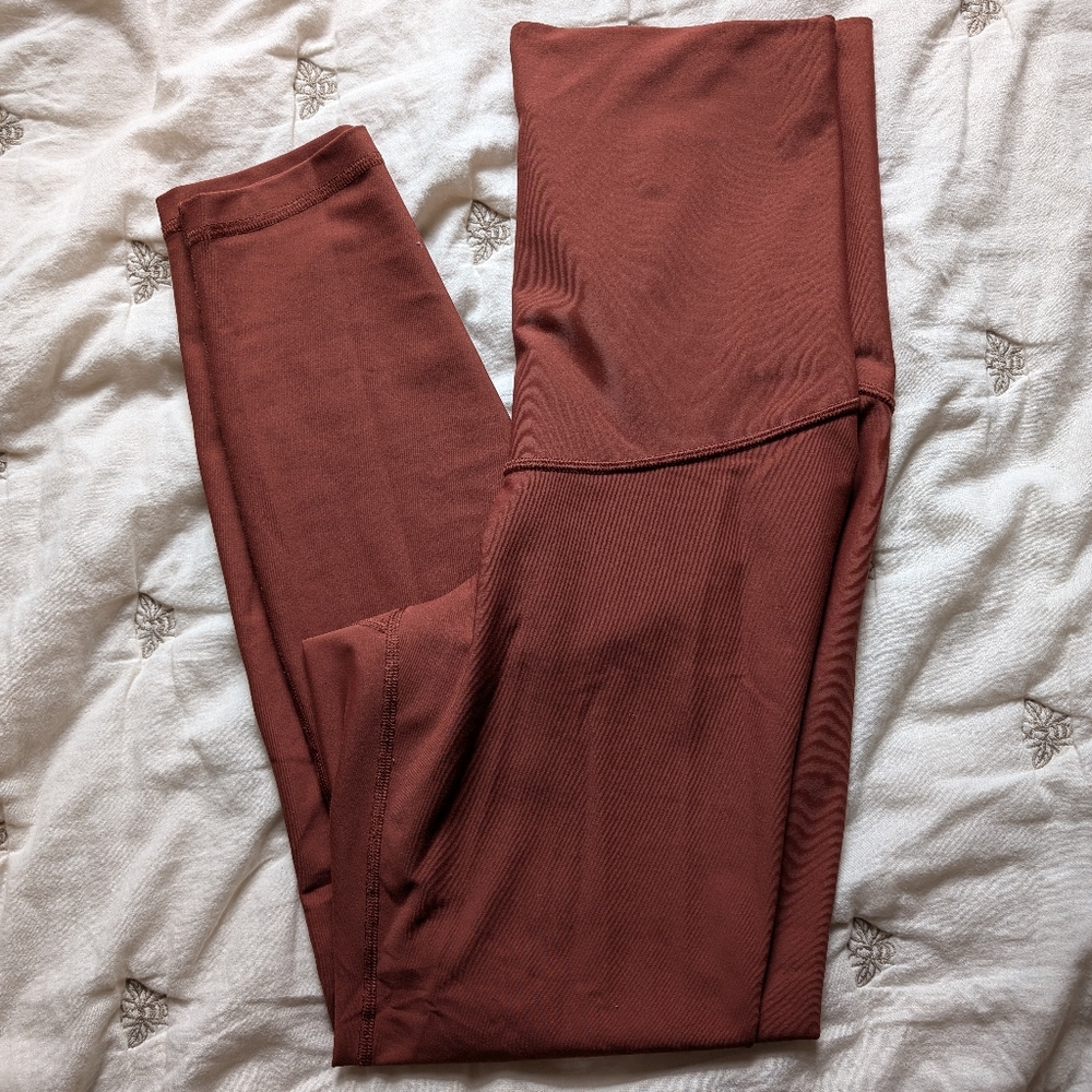 Old Navy Active extra high rise leggings size medium
